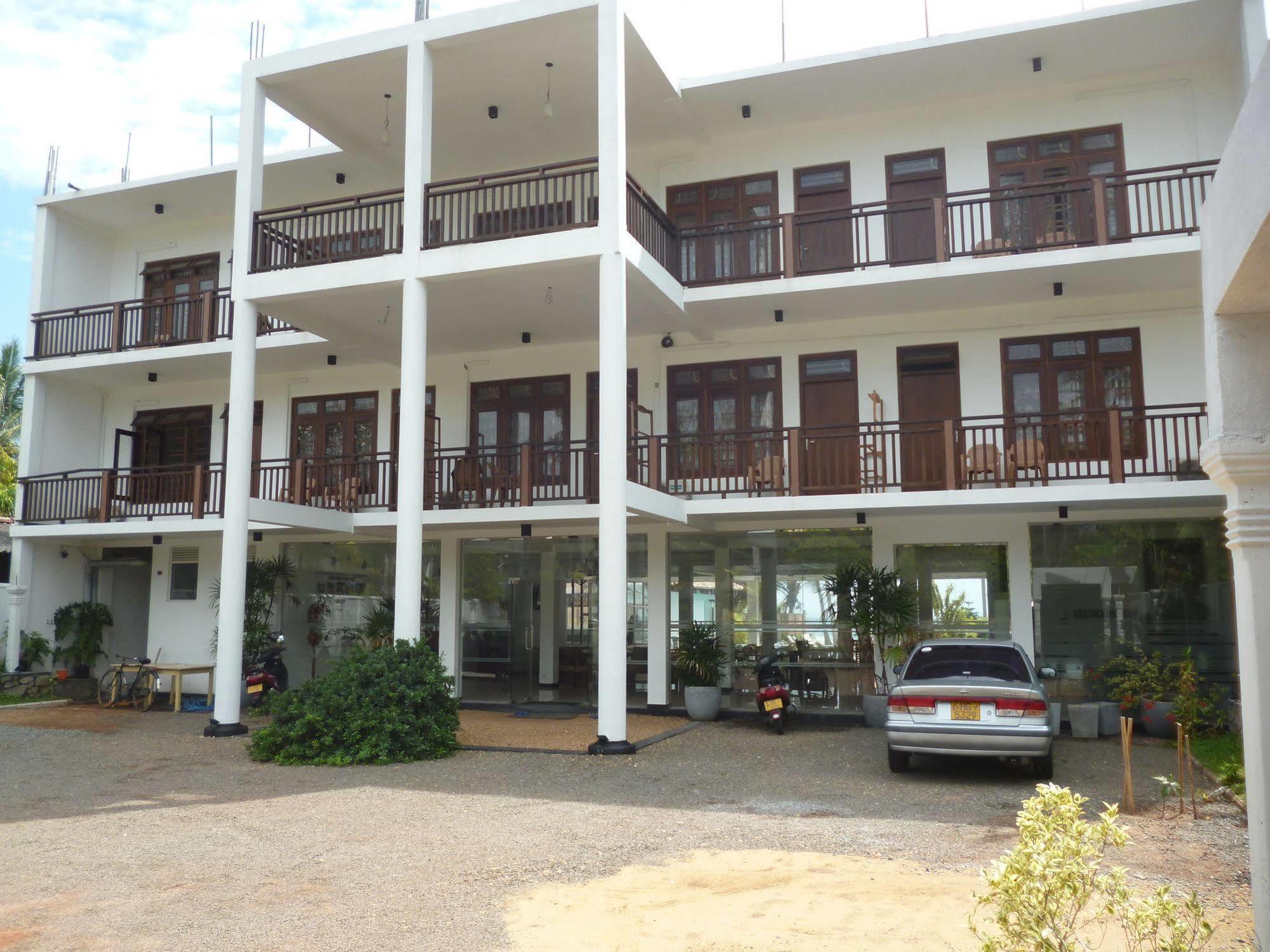 Hotel Ocean View Cottage Hikkaduwa Luaran gambar